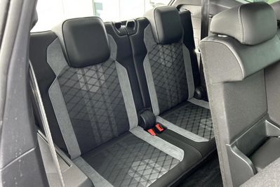 Volkswagen Tiguan Allspace 2.0 TDI 4Mot. R-Line DSG 7os.