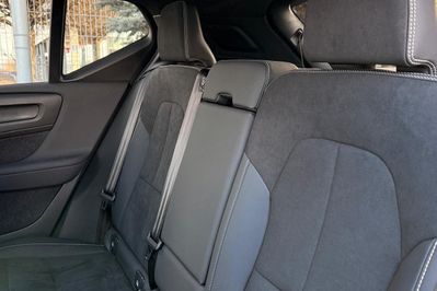 Volvo XC40 B4 B Ultra Black Edition