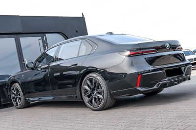 BMW Seria 7 740d xDrive M Sport