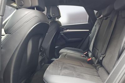Audi Q5 40 TDI mHEV quattro S Line S tronic