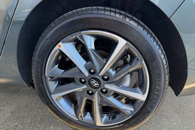 Hyundai i30 1.5 T-GDI 48V Smart DCT