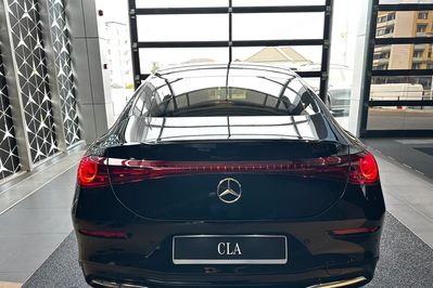 Mercedes CLA 180 Progressive