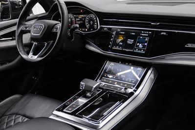Audi Q7 60 TFSI e quattro S Line Tiptr.