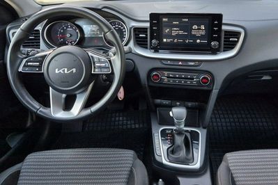 Kia Ceed 1.5 T-GDI M DCT