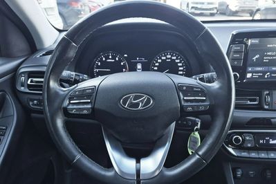 Hyundai i30 1.5 t-Gdi 48V Smart Dct