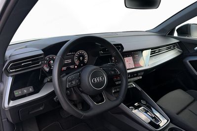 Audi A3 35 TFSI mHEV S Line S tronic