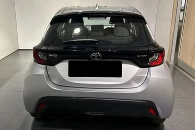 Toyota Yaris Comfort 1.5 Hybrid