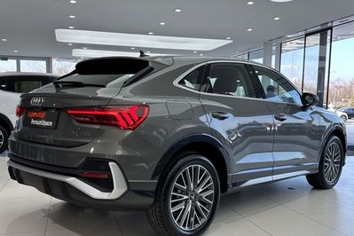 Audi Q3 35 TFSI mHEV S-Line S tronic