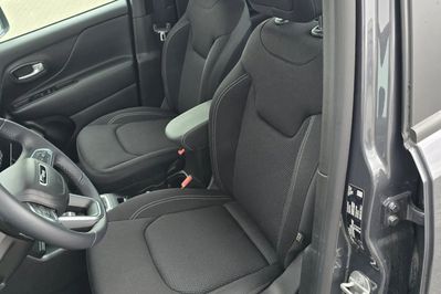 Jeep Renegade 1.5 T4 mHEV Summit FWD S&S DCT