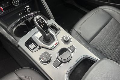 Alfa Romeo Stelvio Sprint 2.0 Turbo  Q4 aut