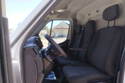 Renault Master 2.3 dCi L3H2 Extra