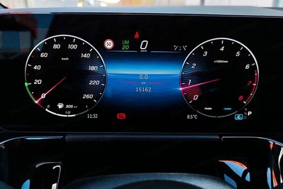 Mercedes Klasa B 220 4MATIC AMG Line