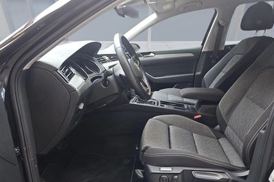 Volkswagen Passat 1.5 TSI Business DSG