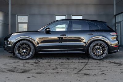Porsche Cayenne E-Hybrid Black Edition