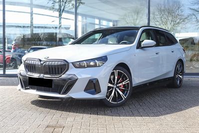BMW Seria 5 Touring 520d xDrive M Sport