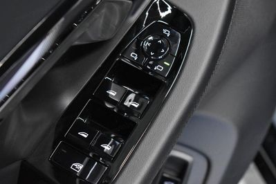 BMW Seria 5 520i mHEV M Sport aut