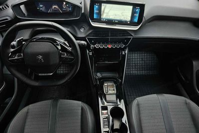 Peugeot 2008 1.2 PureTech Allure S&S EAT8
