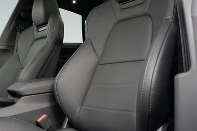Porsche Macan 4