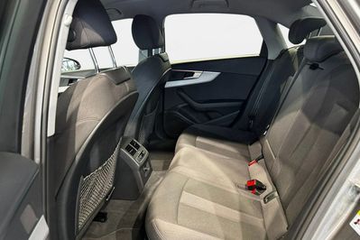 Audi A4 40 TFSI mHEV quattro S tronic
