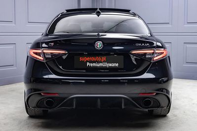 Alfa Romeo Giulia Turbo Veloce Q4 aut