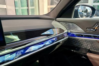 BMW Seria 7 740d xDrive M Sport