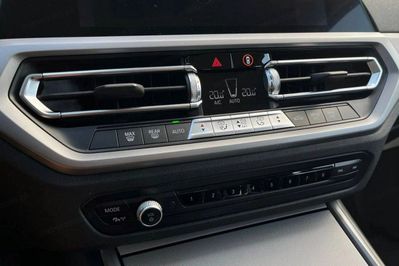 BMW Seria 3 318d Advantage aut