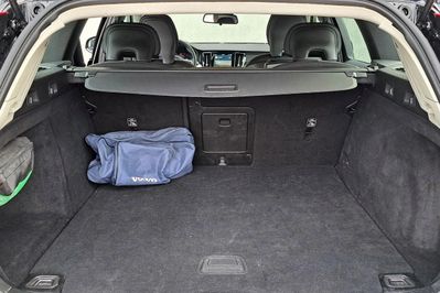 Volvo V60 B3 B Essential