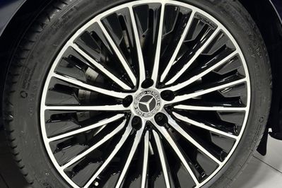 Mercedes E Klasa 220 d  4-Matic AMG