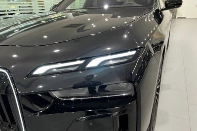 BMW Seria 7 740d xDrive M Sport