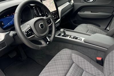 Volvo XC60 B5 B AWD Core