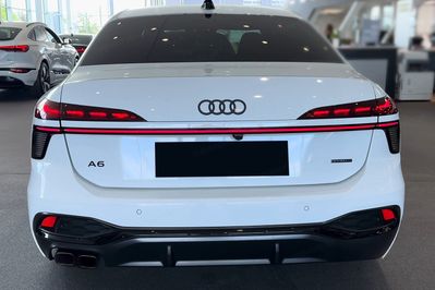Audi A6 TDI quattro S line