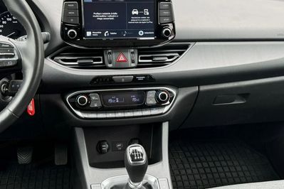 Hyundai i30 1.5 T-GDI Smart
