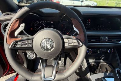 Alfa Romeo Stelvio Turbo Intensa Q4
