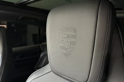 Porsche Macan 4