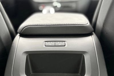 Volvo XC60 T6 Plug-In Hybrid AWD Ultra Bright