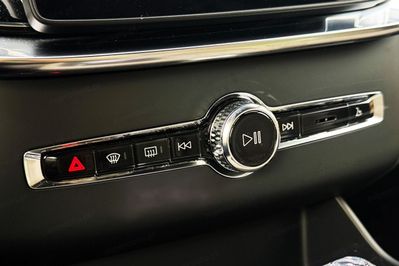 Volvo XC90 T8 AWD Plug-In Hybrid Ultra Bright 7os aut