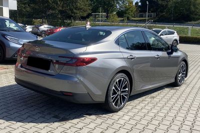 Toyota Camry Executive 2.5 Hybrid Dynamic Force