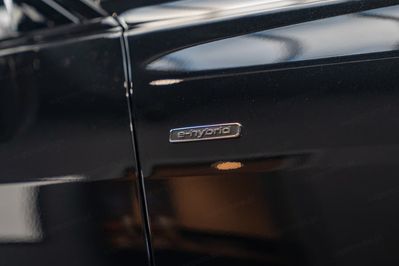 Audi A5 e-Hybrid quattro S line Avant
