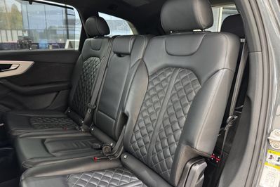 Audi Q7 SQ7 TFSI quattro