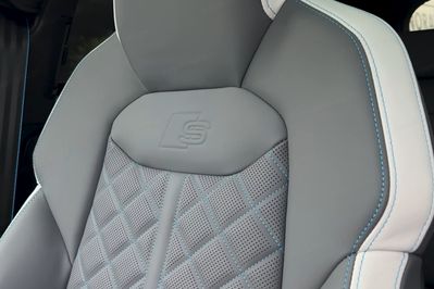 Audi Q8 SQ8 TFSI quattro
