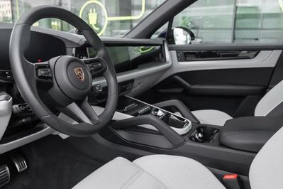 Porsche Cayenne Coupe E-Hybrid