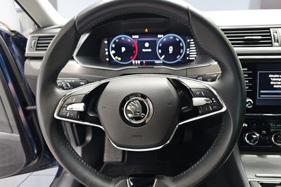 Skoda Superb 2.0 TDI SCR Style DSG