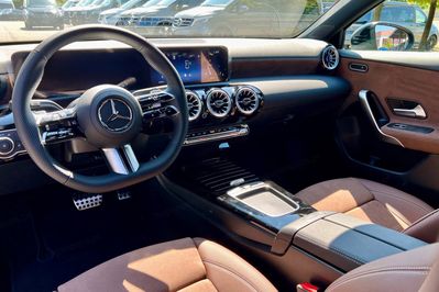 Mercedes Klasa A 250 e AMG Line