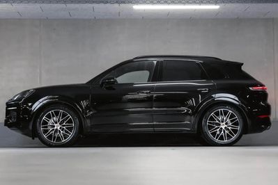Porsche Cayenne Black Edition