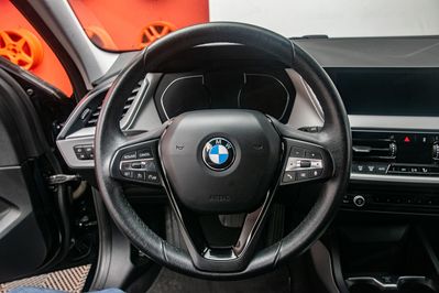 BMW Seria 1 118i Advantage aut