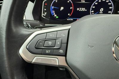 Volkswagen Passat TDI SCR 4Mot. DSG