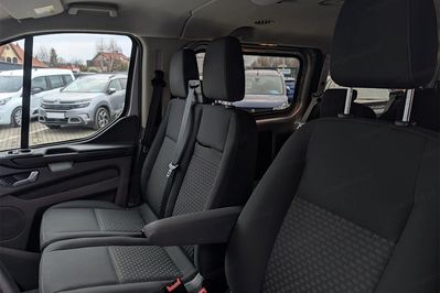Ford Transit Custom L2H1 AT