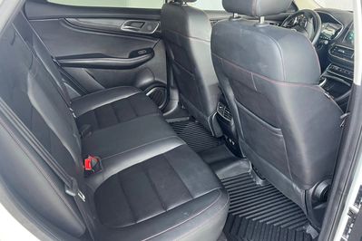 MG HS 1.5 T-GDI Excite DCT