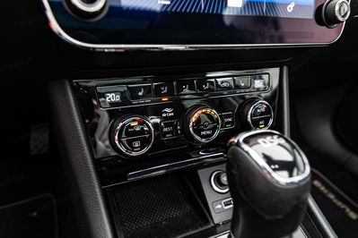 Skoda Superb 2.0 TDI DSG