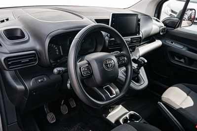 Toyota Proace City Long L2H1 Active